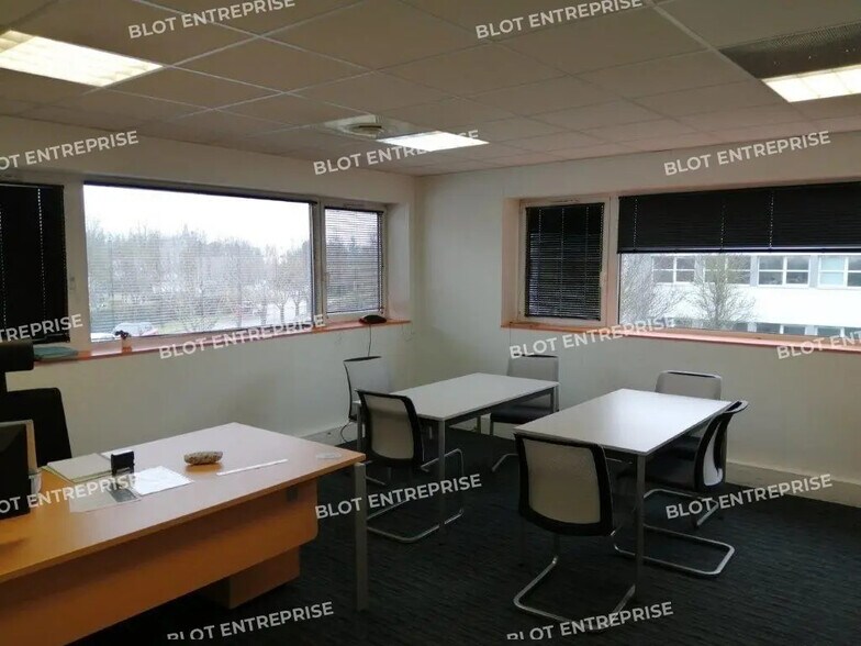 Bureau dans Rennes à louer - Photo de l’immeuble – Image 3 sur 4
