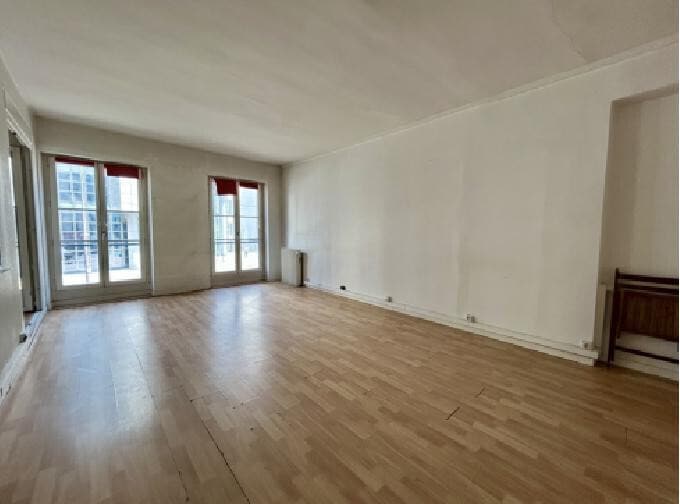 69 Rue De Lyon, Paris à louer - Photo de l’immeuble – Image 1 sur 6