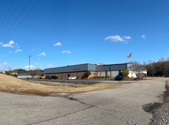 281 Industrial Dr, Gretna, VA à vendre - Photo de l’immeuble – Image 2 sur 13