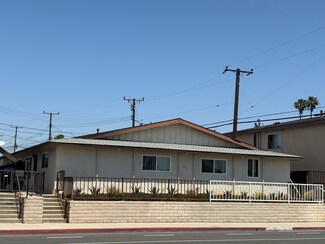 Plus de détails pour 7731 Slater Ave, Huntington Beach, CA - Logement à vendre
