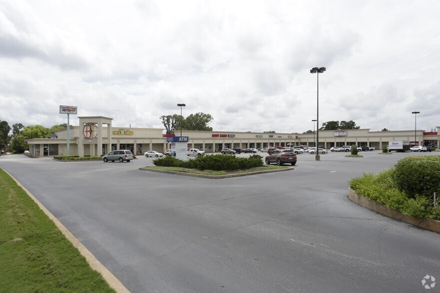 3801 North St, Nacogdoches, TX à louer - Photo principale – Image 1 sur 6