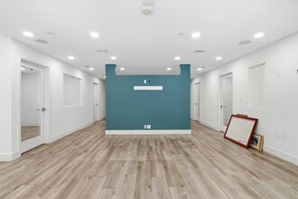 7311 SW 59th Ct, South Miami, FL à louer Photo intérieure– Image 2 sur 20