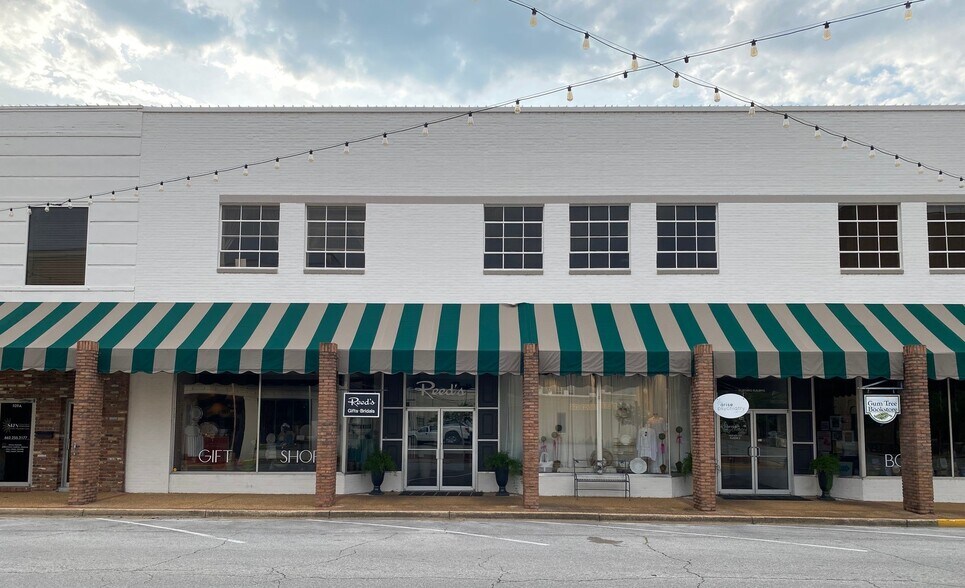 111 S Spring St, Tupelo, MS à louer - Photo de l’immeuble – Image 1 sur 6