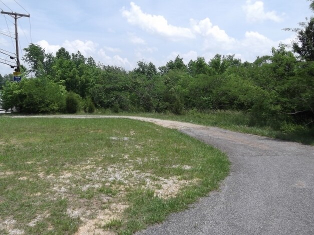 1588 W Broad St, Cookeville, TN à vendre - Photo de l’immeuble – Image 3 sur 3