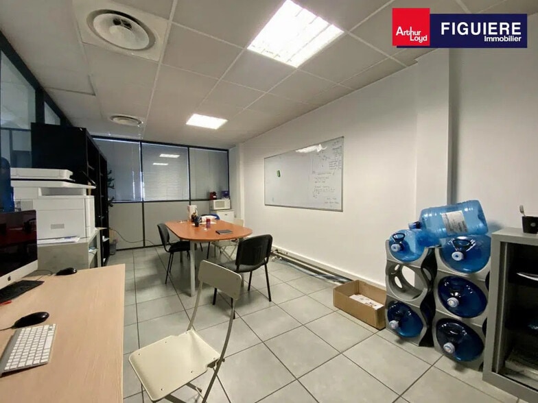 Bureau dans Aix-en-Provence à louer - Photo intérieure – Image 3 sur 8