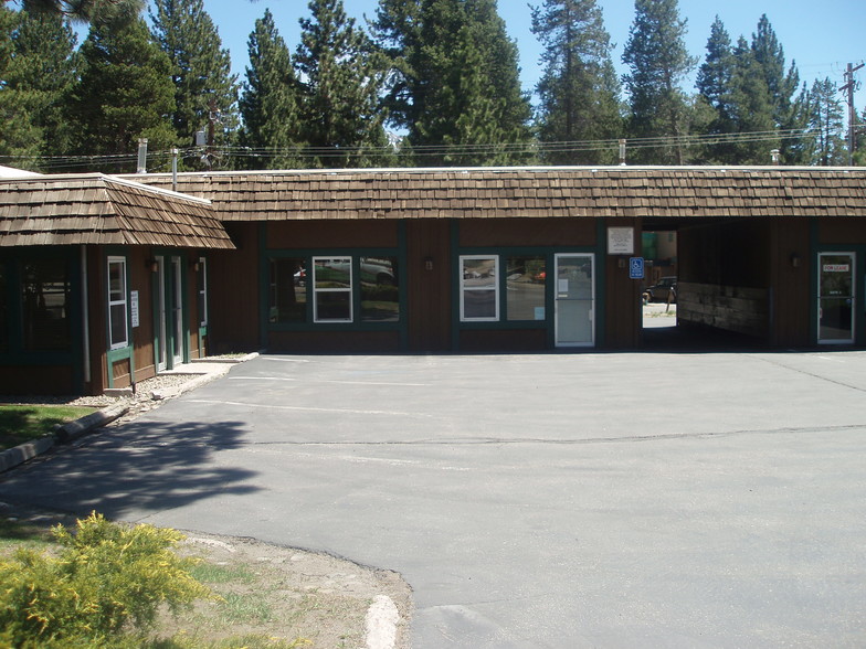 2580 Lake Tahoe Blvd, South Lake Tahoe, CA à louer - Photo principale – Image 1 sur 2