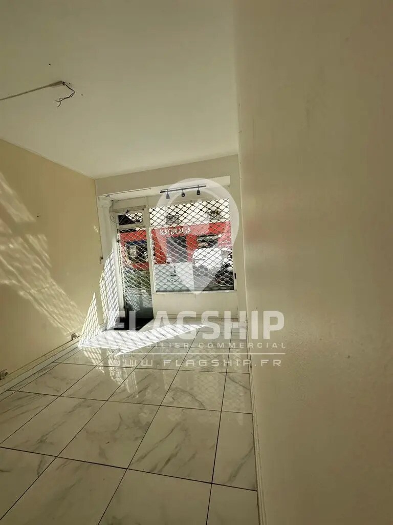 Local commercial dans Paris à louer Photo intérieure– Image 1 sur 6