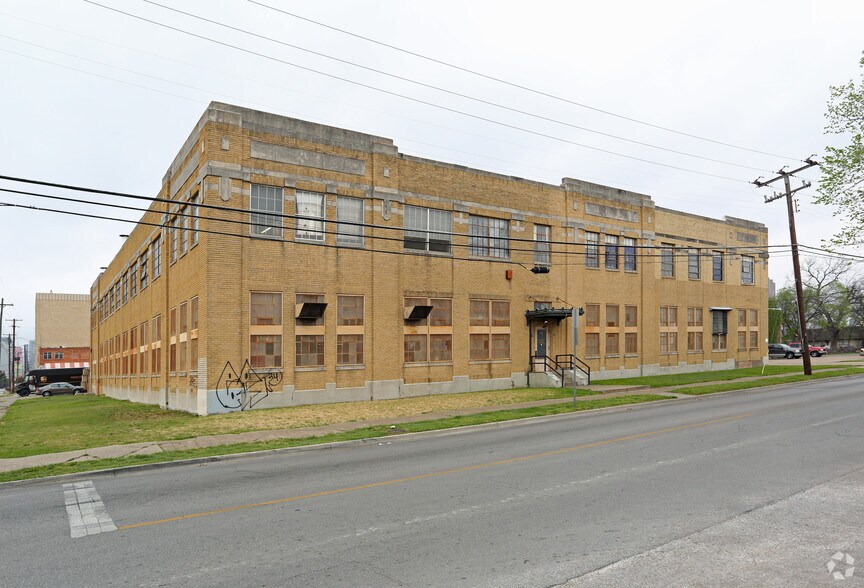 1401 N Carroll Ave, Dallas, TX à louer - Photo principale – Image 1 sur 27