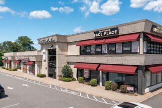 Plus de détails pour 320-328 Walt Whitman Rd, Huntington Station, NY - Bureau/Local commercial, Local commercial à louer