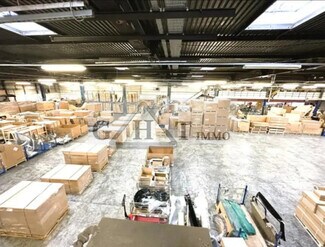Plus de détails pour Bureau, Industriel/Logistique à louer
