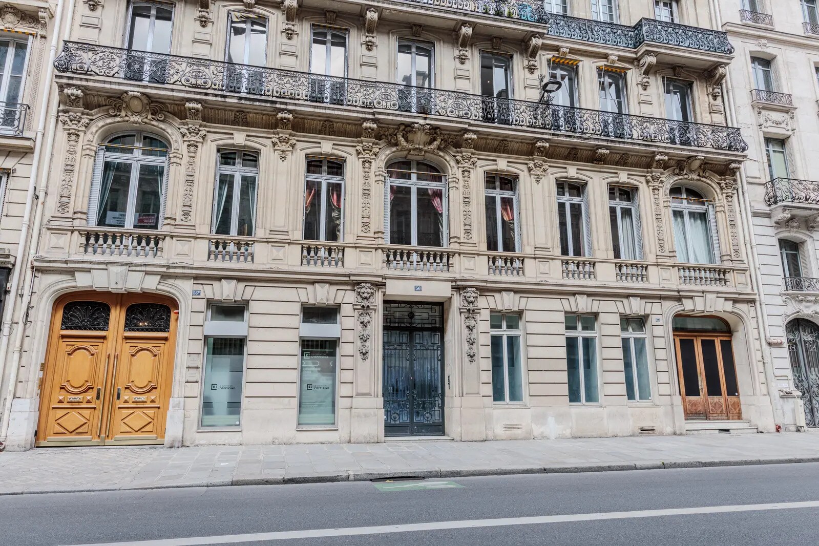 Bureau dans Paris à louer Photo de l’immeuble– Image 1 sur 17