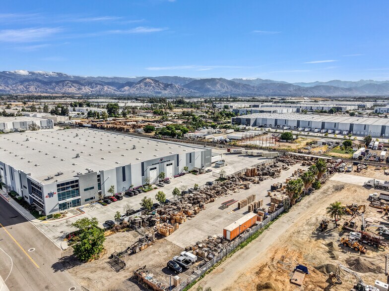 0 S Washington Ave, San Bernardino, CA à vendre - Photo de l’immeuble – Image 2 sur 10