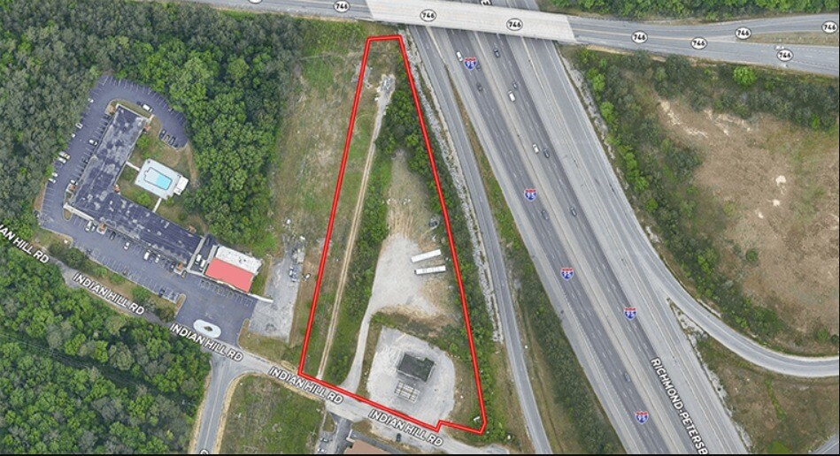 2300 Indian Hill Rd, Colonial Heights, VA à louer - Photo de l’immeuble – Image 1 sur 3
