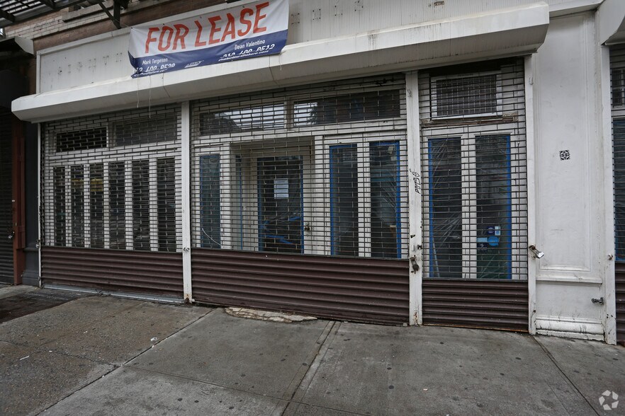 29 Avenue B, New York, NY à louer - Photo de l’immeuble – Image 3 sur 4