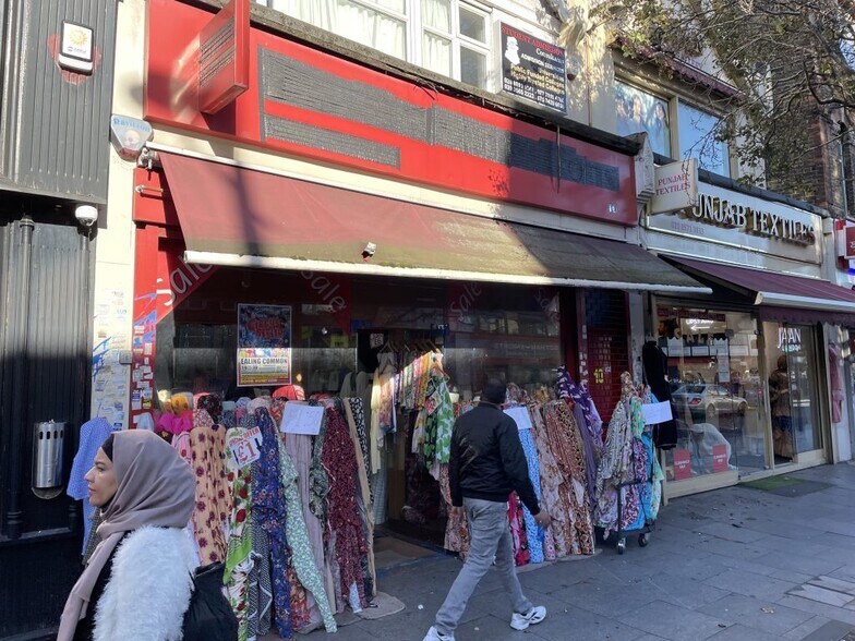 10A The Broadway, Southall à louer - Photo principale – Image 1 sur 9