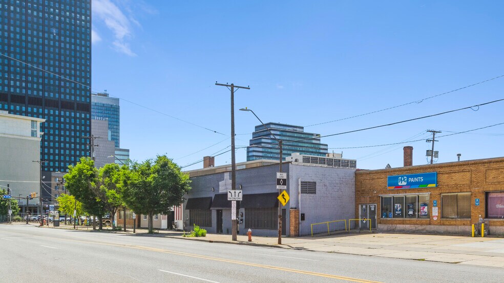 1437 St Clair Ave NE, Cleveland, OH à vendre - Photo de l’immeuble – Image 2 sur 6