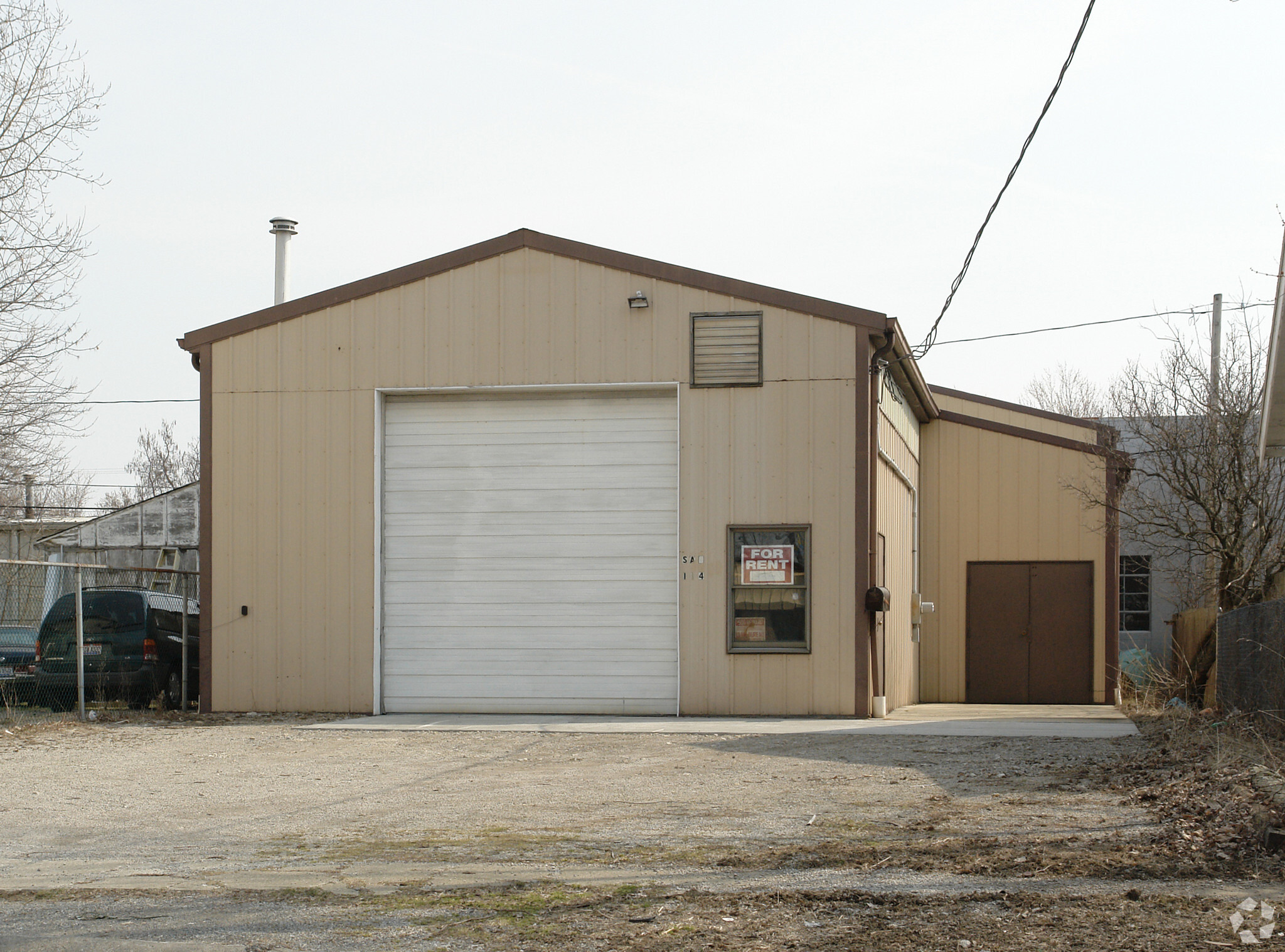 114 Kenwood St, Elyria, OH à vendre Photo principale– Image 1 sur 3