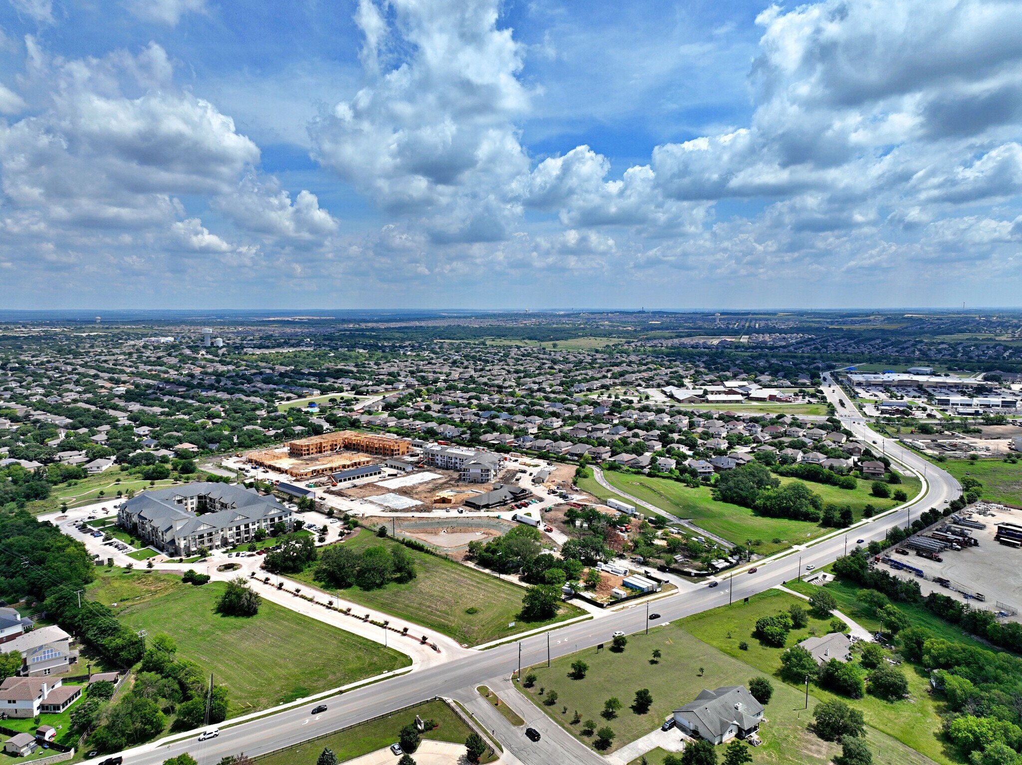 245 W Borgfeld Rd, Cibolo, TX à vendre Photo de l’immeuble– Image 1 sur 3