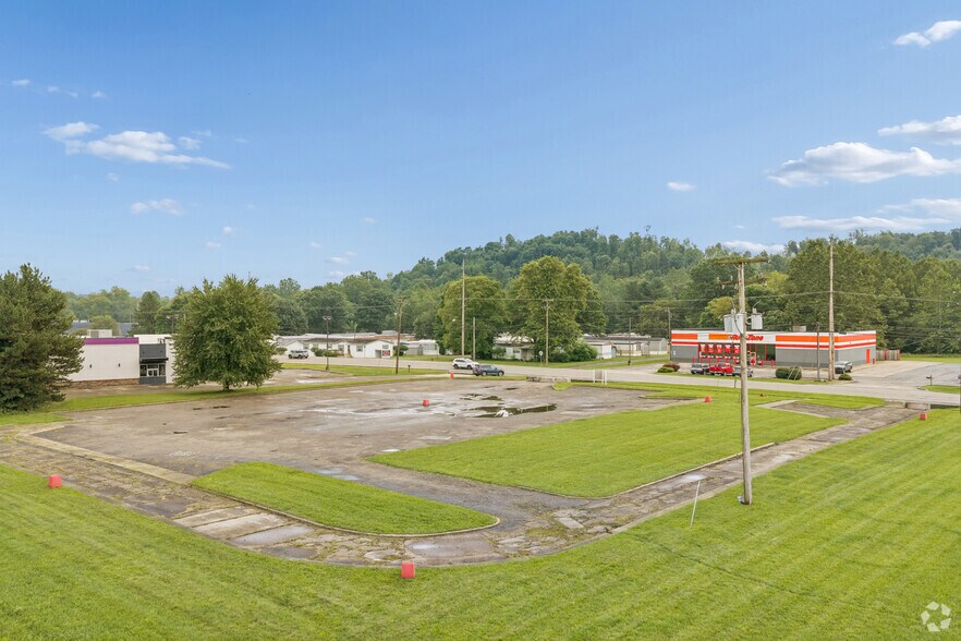 1050 Valley St, Minerva, OH à vendre - Photo de l’immeuble – Image 3 sur 14