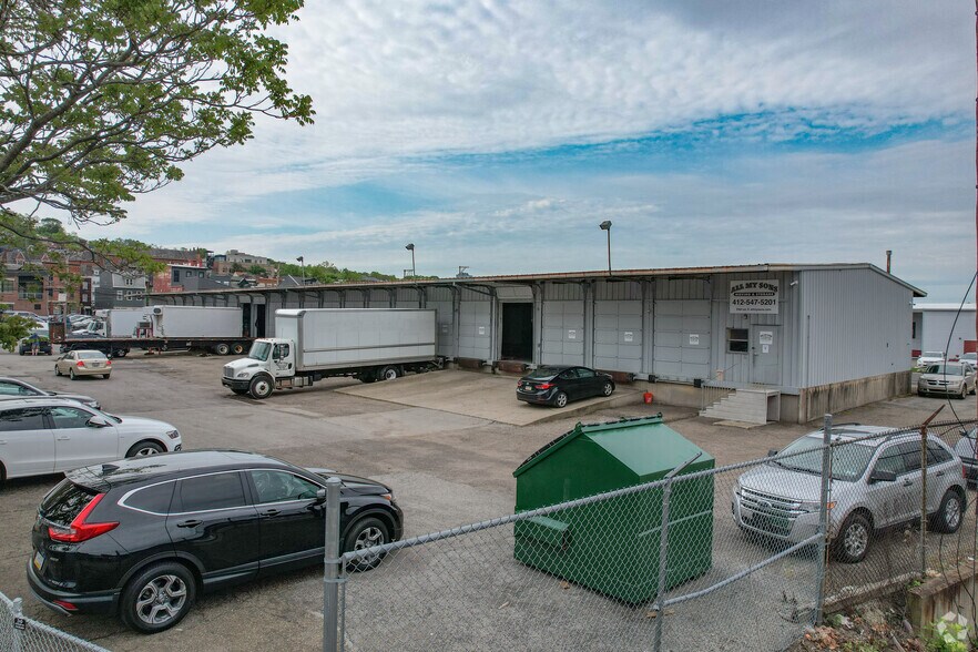 28 Mccandless Ave, Pittsburgh, PA à louer - Photo de l’immeuble – Image 3 sur 6
