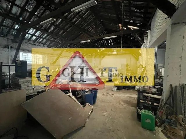 Industriel/Logistique dans Goussainville à vendre - Photo de l’immeuble – Image 3 sur 3