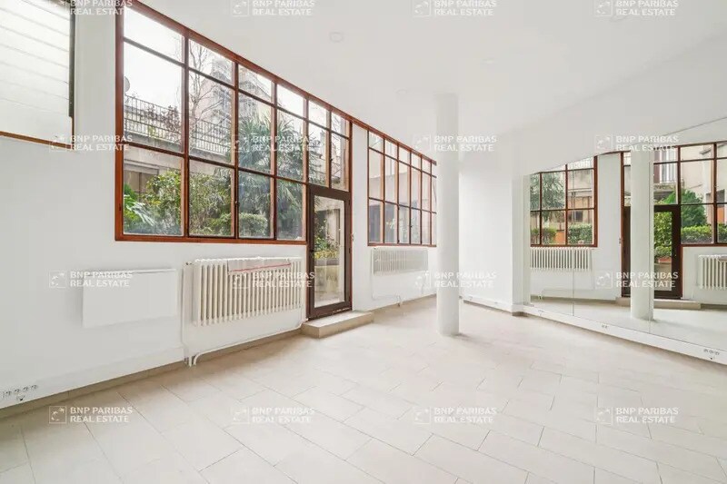Bureau dans Paris à louer - Photo de l’immeuble – Image 1 sur 13