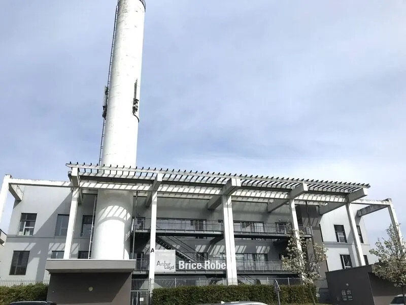 Bureau dans Rillieux-la-Pape à vendre Photo de l’immeuble– Image 1 sur 8