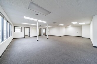 2730 S Harbor Blvd, Santa Ana, CA à louer Photo intérieure– Image 1 sur 15