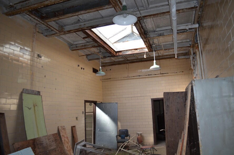 118 E Main St, Mc Connell, IL à vendre - Photo de l’immeuble – Image 3 sur 13