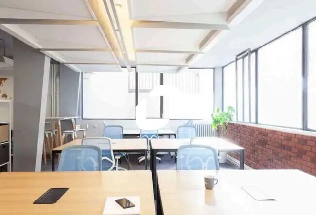 Plus de détails pour Bureau à louer