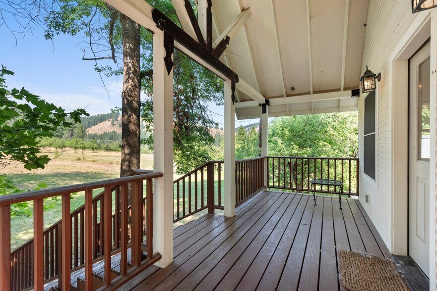 48212 Clear Creek Rd, Halfway, OR à vendre - Photo de l’immeuble – Image 3 sur 40
