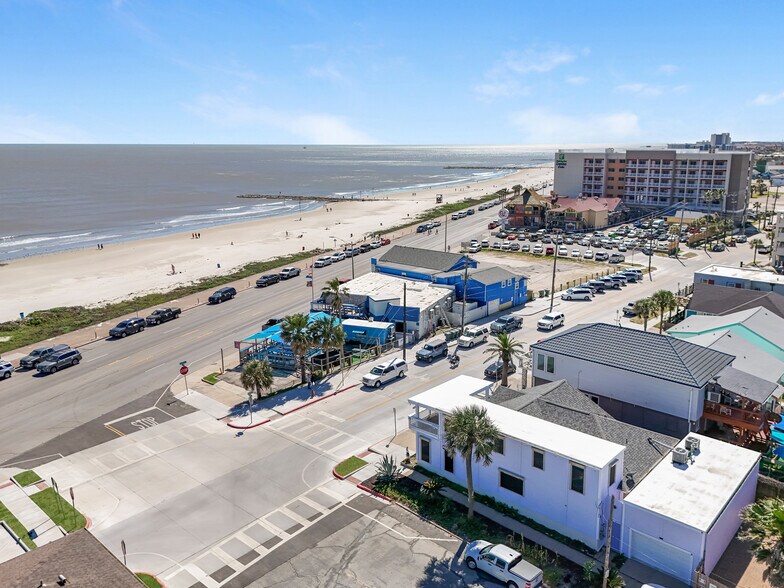 3102 Avenue S, Galveston, TX à vendre - Photo de l’immeuble – Image 2 sur 12