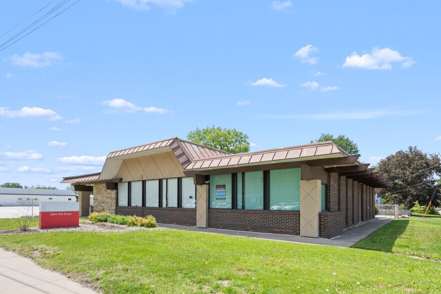 2904 11th St, Rock Island, IL à vendre - Photo de l’immeuble – Image 2 sur 12