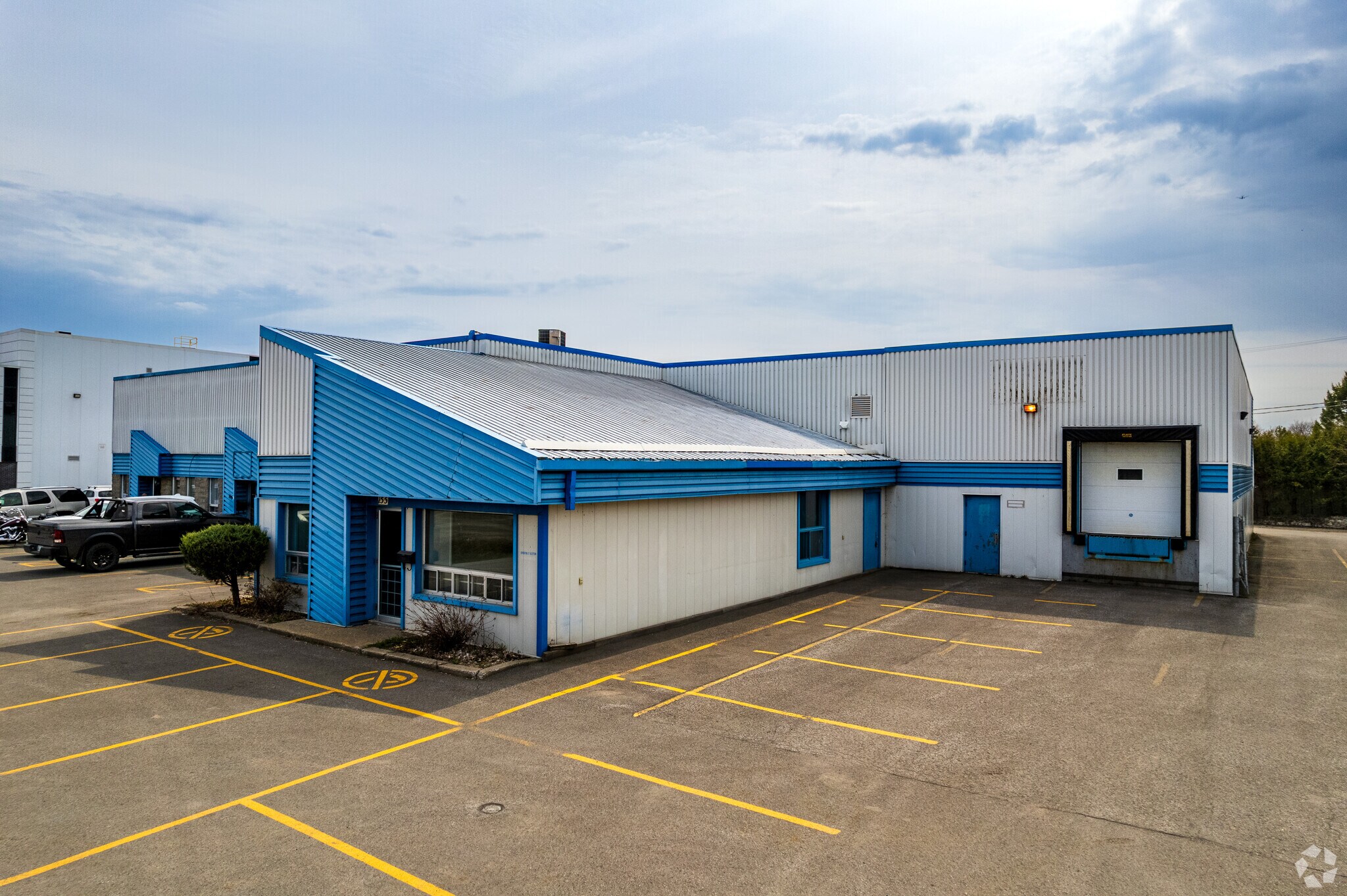 155 Boul Industriel, Châteauguay, QC à louer Photo de l’immeuble– Image 1 sur 3