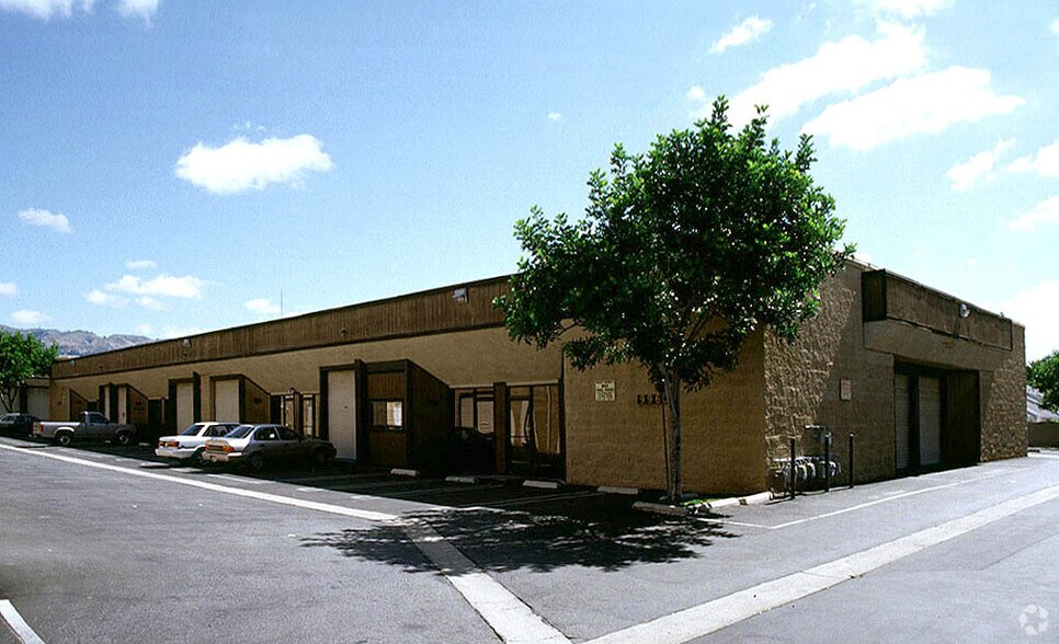 9950-9960 Canoga Ave, Chatsworth, CA à louer - Photo de l’immeuble – Image 3 sur 6