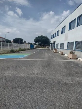 Industriel/Logistique dans Perpignan à vendre Photo de l’immeuble– Image 1 sur 5