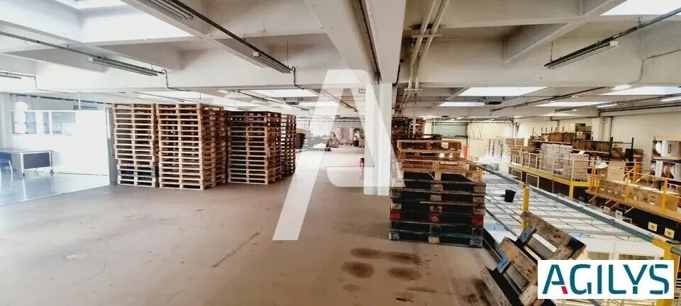 Local d’activités dans Rungis à louer - Photo intérieure – Image 3 sur 12