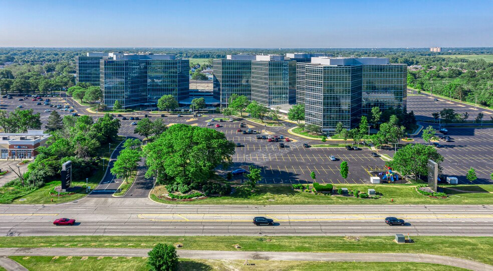 3 Westbrook Corporate Ctr, Westchester, IL à louer - Photo principale – Image 1 sur 7
