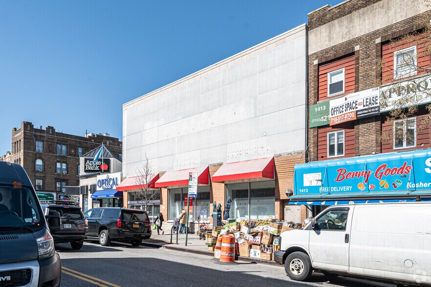 1409 Avenue J, Brooklyn, NY à louer - Photo de l’immeuble – Image 3 sur 5