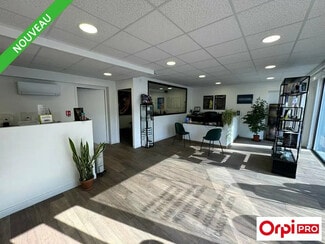 Plus de détails pour Local commercial à louer