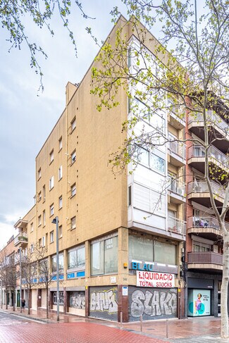 Plus de détails pour Passeig de Fabra i Puig, 258, Barcelone - Local commercial à louer