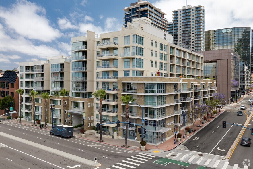 868 W Ash St, San Diego, CA à louer - Photo principale – Image 1 sur 12