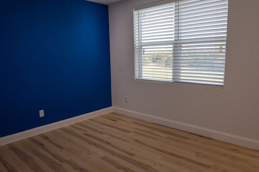 6160 Mineral Wells Hwy, Weatherford, TX à louer - Photo de l’immeuble – Image 3 sur 30