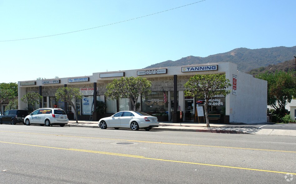 2942-2950 Honolulu Ave, La Crescenta, CA à louer - Photo de l’immeuble – Image 2 sur 16