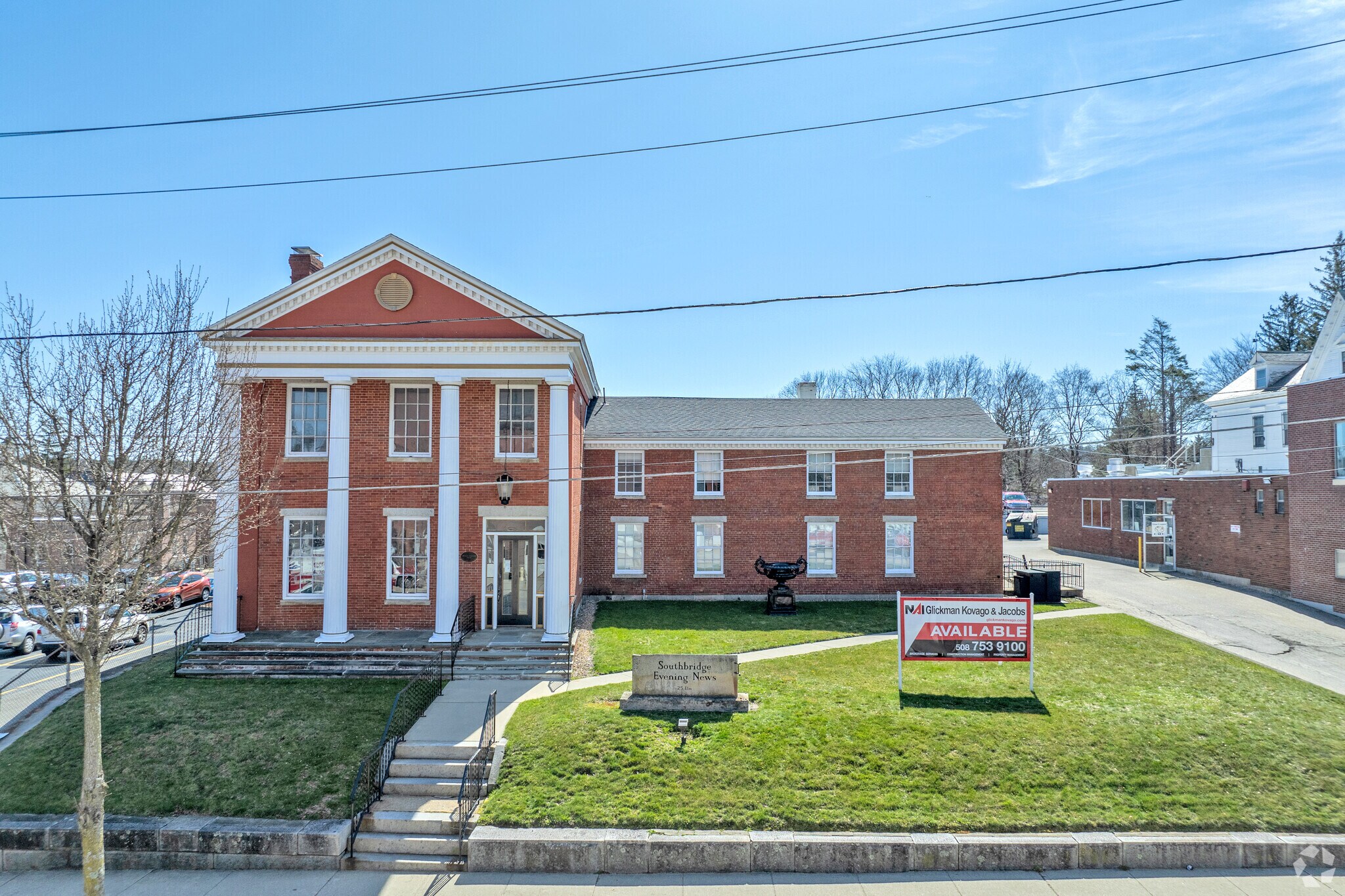 25 Elm St, Southbridge, MA à vendre Photo de l’immeuble– Image 1 sur 9