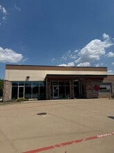 3131 S Center St, Arlington, TX à louer Photo intérieure– Image 1 sur 9