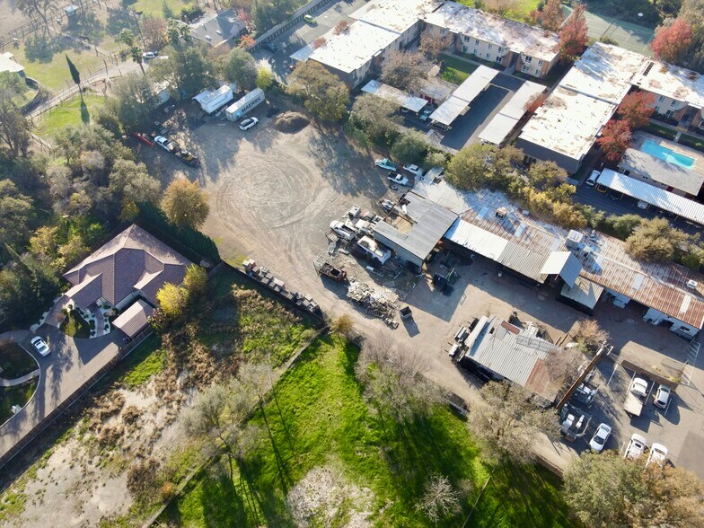 8210 Fair Oaks Blvd, Carmichael, CA à louer - Photo de l’immeuble – Image 3 sur 4