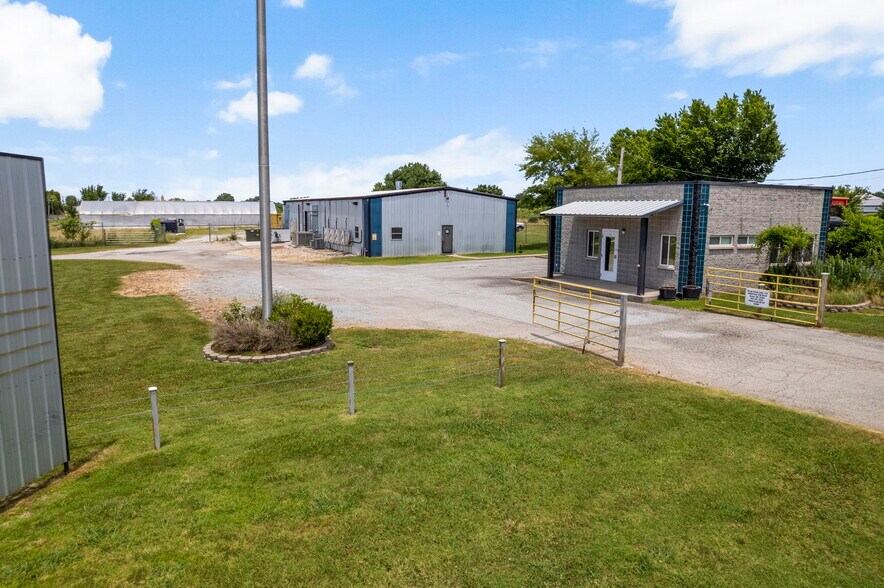 64050 E 290 Rd, Grove, OK à vendre - Photo de l’immeuble – Image 1 sur 10