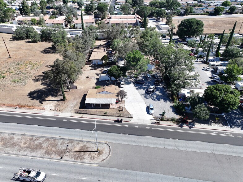 3739 W Ramsey St, Banning, CA à vendre - Photo de l’immeuble – Image 1 sur 3
