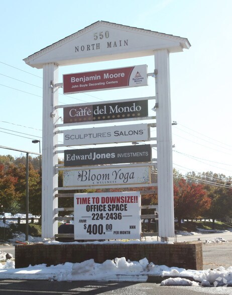 550 N Main St, Southington, CT à louer - Photo de l’immeuble – Image 3 sur 3